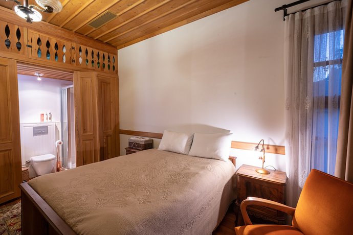 Imagen de la habitación del Cedrus Hotel. Foto 12