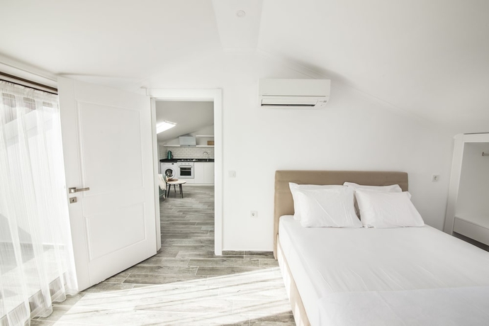 Imagen de la habitación del Cedrus Suites. Foto 12