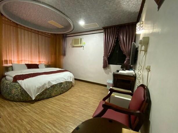 Imagen de la habitación del Celebrity Hotspring Hotel. Foto 11