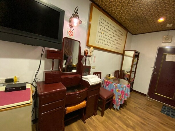 Imagen de la habitación del Celebrity Hotspring Hotel. Foto 15