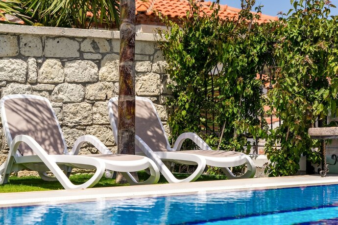 Imagen general del Cemal Alacati Butik Hotel. Foto 9