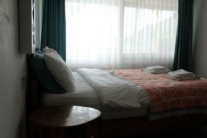 Imagen de la habitación del Ceneviz Hotel. Foto 17