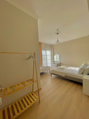 Imagen de la habitación del Cennet Hotel. Foto 10