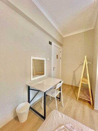 Imagen de la habitación del Cennet Hotel. Foto 17