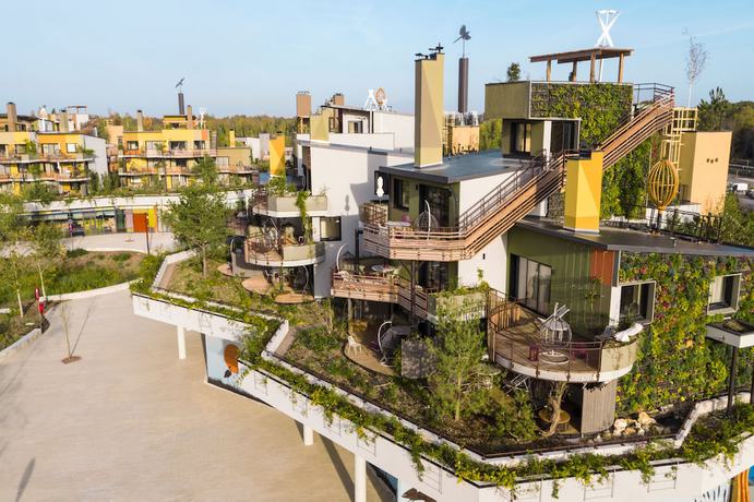 Imagen de los exteriores del Center Parcs Villages Nature Paris. Foto 19