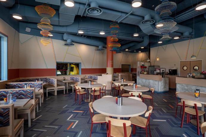 Imagen del bar/restaurante del Center Parcs Villages Nature Paris. Foto 2