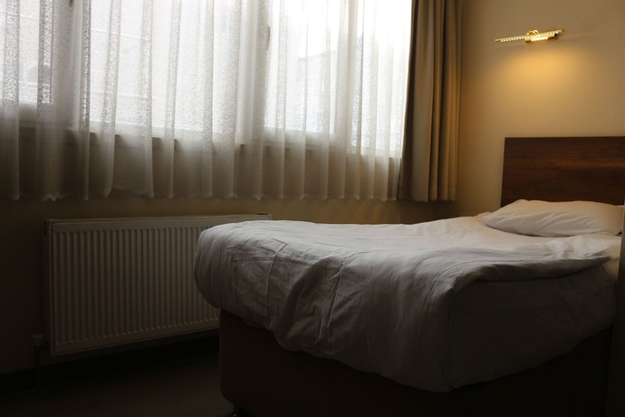 Imagen de la habitación del Center Room Hotel. Foto 9