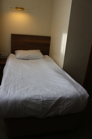 Imagen de la habitación del Center Room Hotel. Foto 10