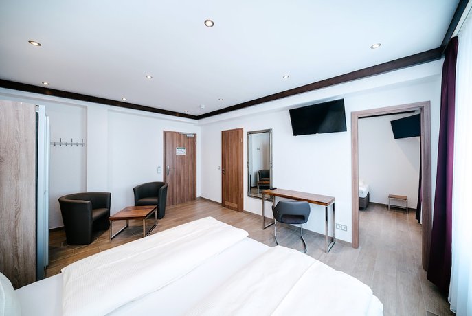Imagen de la habitación del Central City Hotel. Foto 6