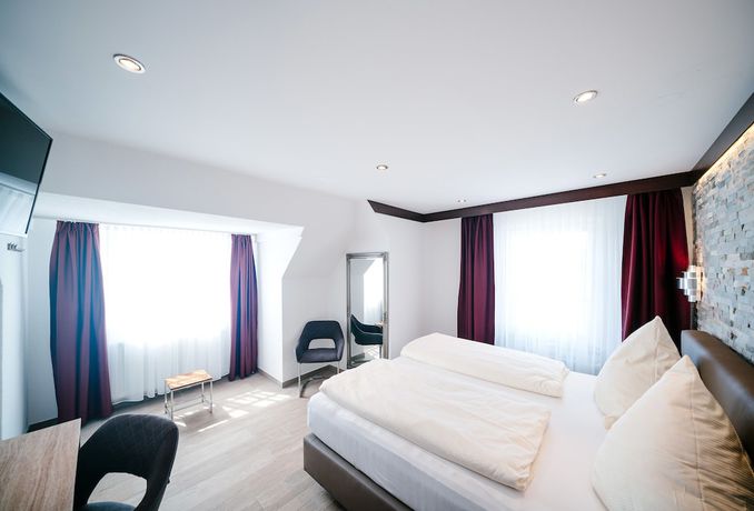 Imagen de la habitación del Central City Hotel. Foto 8