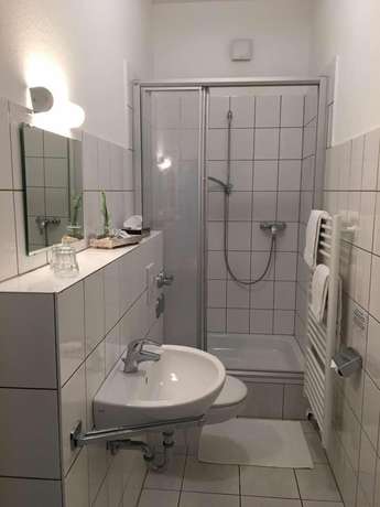 Imagen de la habitación del Central Hotel Duisburg. Foto 17