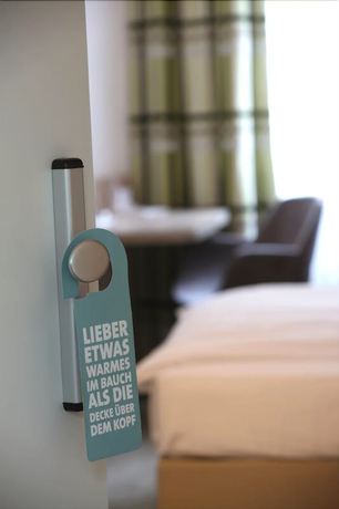 Imagen de la habitación del Central Hotel Eschborn. Foto 6