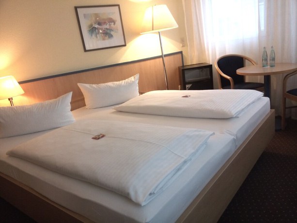 Imagen de la habitación del Central Hotel, Winnenden. Foto 7