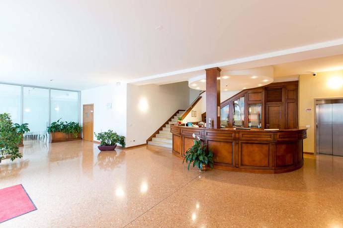 Imagen general del Centro Cardinal Urbani. Foto 2