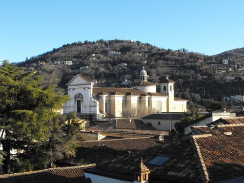 Imagen de la habitación del Centro Paolo Vi. Foto 5