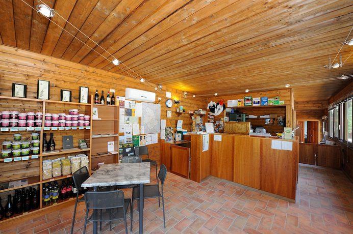 Imagen de los interiores del Centro Turistico Pian di Boccio. Foto 20