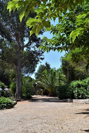 Imagen de los exteriores del Centro di Spiritualit&agrave; Madonna della Nova. Foto 12