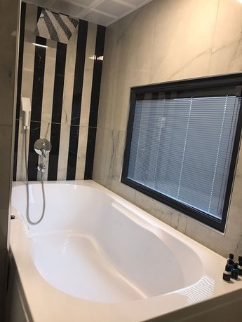 Imagen de la habitación del Cepnis Hotel. Foto 10