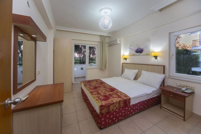 Imagen de la habitación del Ces Club Hotel. Foto 4