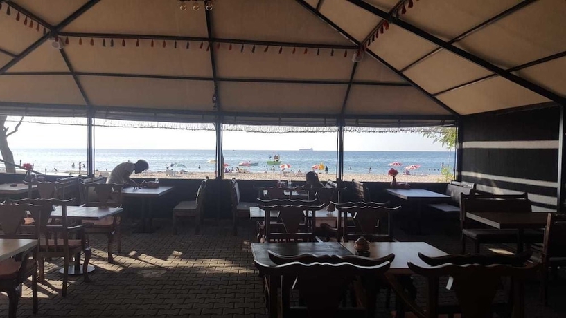 Imagen del bar/restaurante del Cesmi Cakraz - Glamping. Foto 3