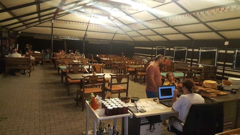 Imagen del bar/restaurante del Cesmi Cakraz - Glamping. Foto 4