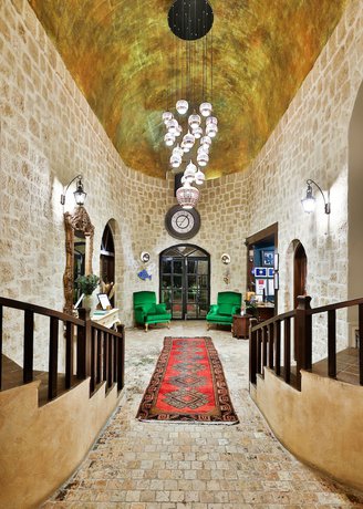 Imagen de los interiores del Cetmihan Hotel. Foto 18