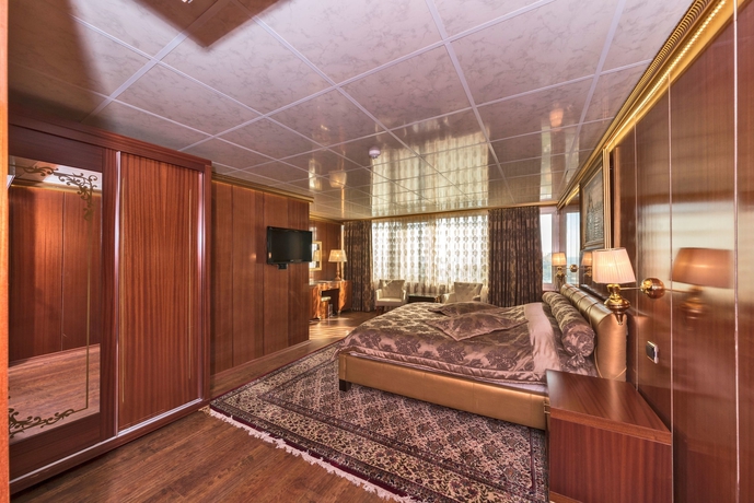 Imagen de la habitación del Cevheri's Hotel. Foto 10