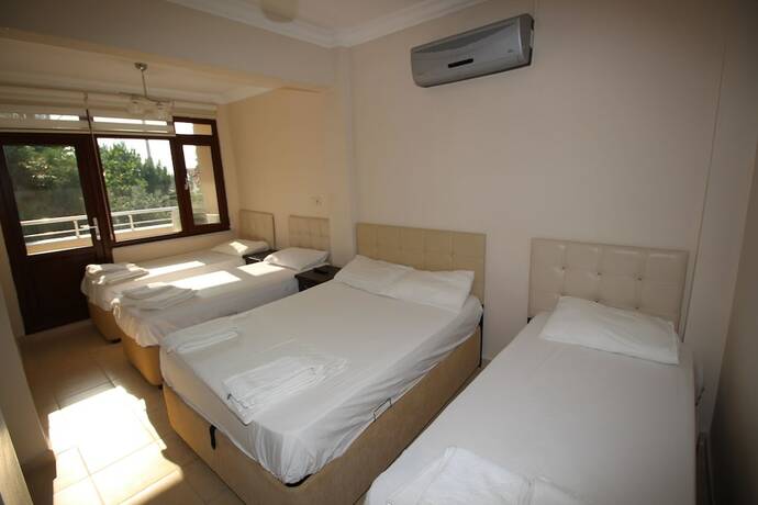 Imagen de la habitación del Ceyf Motel. Foto 19