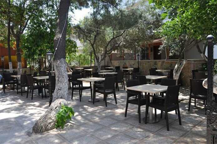 Imagen general del Ceyf Motel. Foto 9