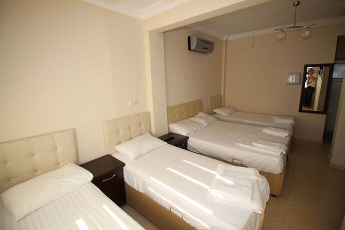 Imagen de la habitación del Ceyf Motel. Foto 20