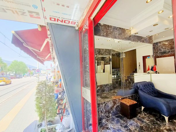 Imagen de los interiores del Ceylan Hotel. Foto 16