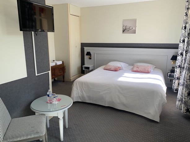 Imagen de la habitación del Ch&acirc;teau Corneille. Foto 8