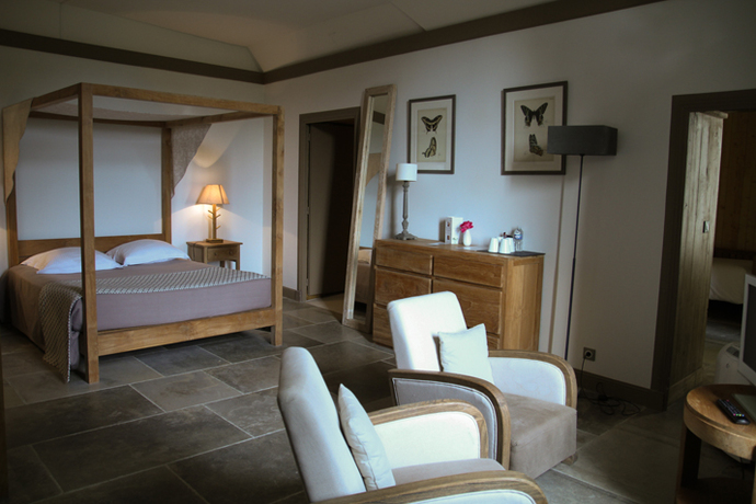 Imagen de la habitación del Château De Perreux, The Originals Collection. Foto 4