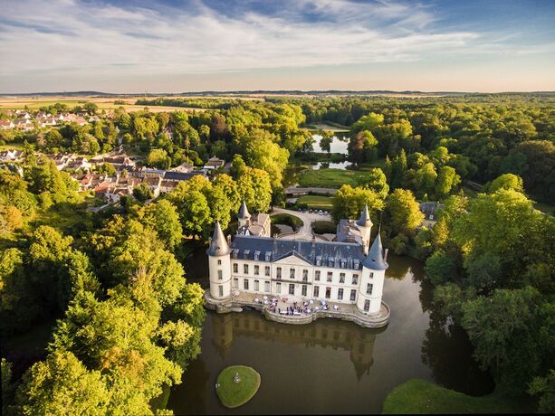 Imagen general del Ch&acirc;teau D'ermenonville, Ermenonville. Foto 7