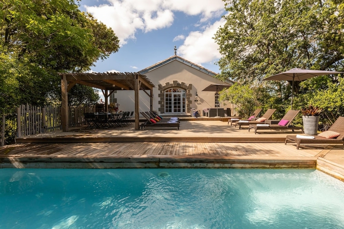 Imagen de la habitación del Château Hermitage de Combas. Foto 8