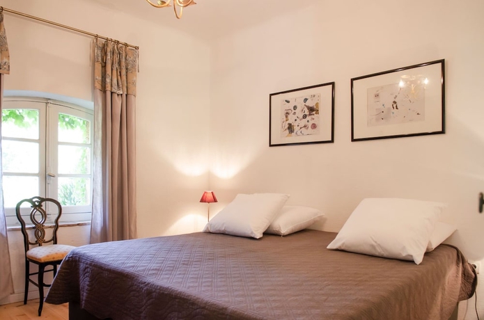 Imagen de la habitación del Château Hermitage de Combas. Foto 15