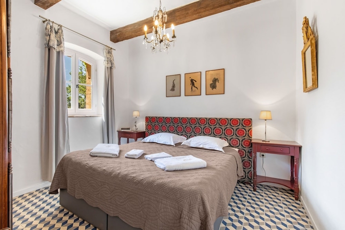 Imagen de la habitación del Château Hermitage de Combas. Foto 17