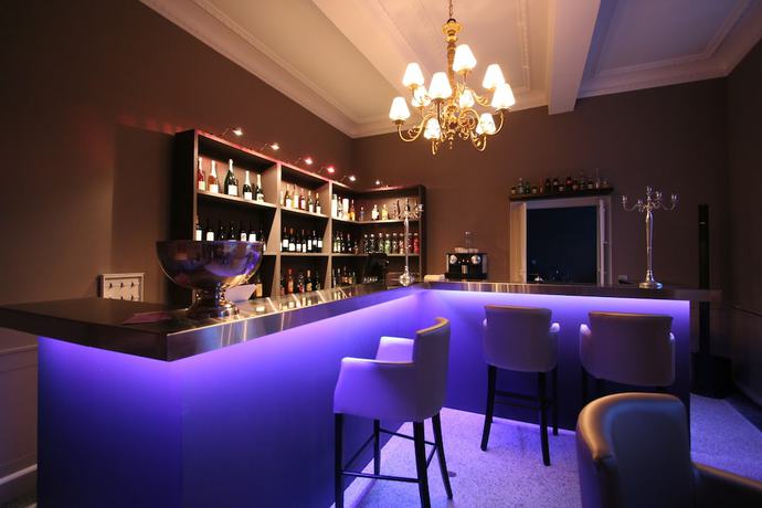 Imagen del bar/restaurante del Château de Gramazie Chambres d\'Hôtes. Foto 2