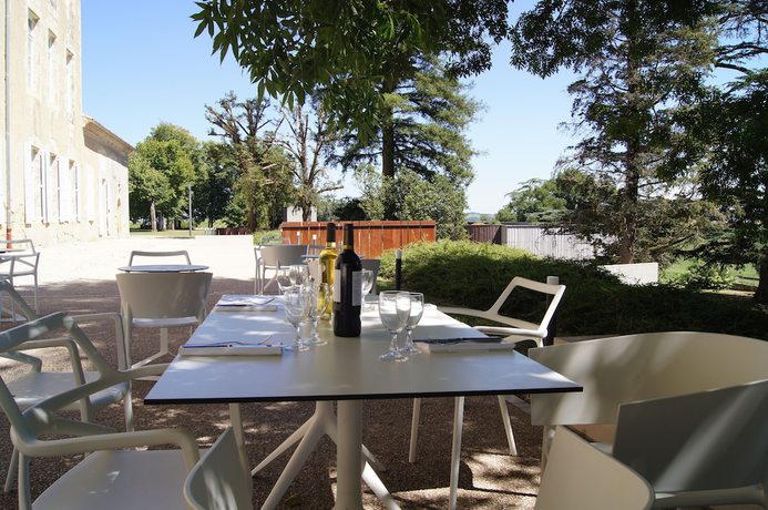 Imagen del bar/restaurante del Ch&acirc;teau de Mons en Armagnac. Foto 3