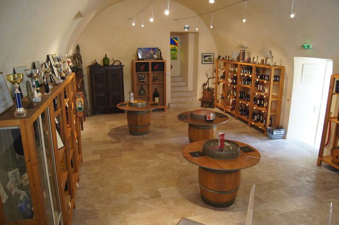 Imagen de los interiores del Ch&acirc;teau de Mons en Armagnac. Foto 19