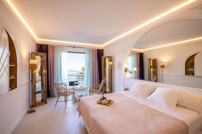 Imagen de la habitación del Ch&acirc;teau de Th&eacute;oule. Foto 11