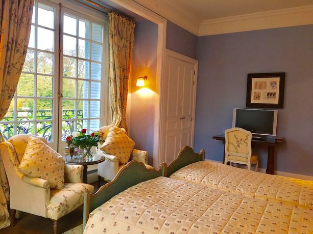 Imagen de la habitación del Ch&acirc;teau des Forgets Hotel. Foto 3