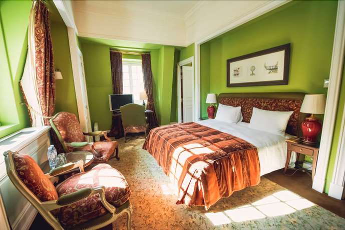 Imagen de la habitación del Ch&acirc;teau des Forgets Hotel. Foto 7
