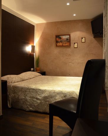 Imagen de la habitación del Ch&acirc;teaux Demeures H&ocirc;tels Le Cheval Noir. Foto 10
