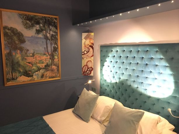 Imagen de la habitación del Ch&acirc;teaux Demeures H&ocirc;tels Le Cheval Noir. Foto 11