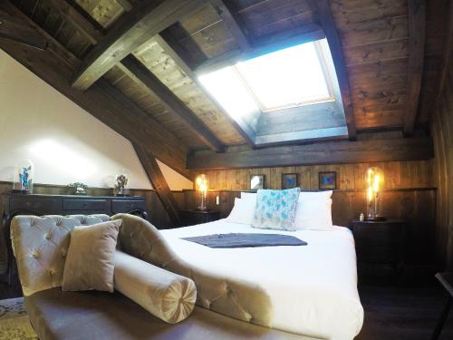 Imagen de la habitación del Chalet Hotel Le Castel. Foto 7