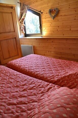 Imagen de la habitación del Chalets Margot. Foto 17