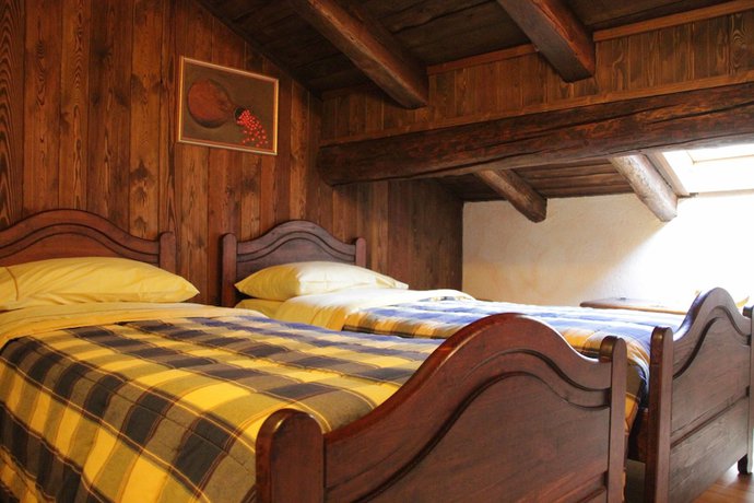 Imagen de la habitación del Chambres d'Hotes Les Fleurs. Foto 5