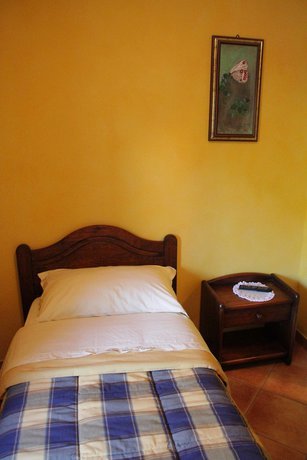 Imagen de la habitación del Chambres d'Hotes Les Fleurs. Foto 10