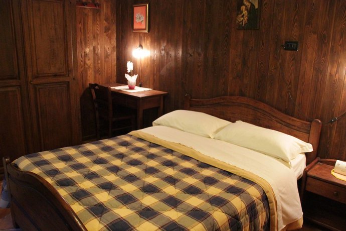 Imagen de la habitación del Chambres d'Hotes Les Fleurs. Foto 12